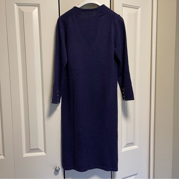 Eric Bompard super soft 100% Cashmere purple dress with jeweled buttons size M - Picture 2 of 7